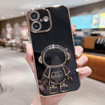 Capa para telemóvel com suporte de astronauta eletroplatinado, para iPhone 17e / 16e, para iPhone 17 Pro Max, para iPhone 17 Pro, para iPhone 17, para iPhone Air, para iPhone 16 Pro Max, para iPhone 16 Pro, para iPhone 16 Plus