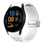 Correia de relógio em silicone com fivela prateada magnética dobrável Richard, para Samsung Galaxy Watch FE 40mm, para Samsung Galaxy Watch 5 Pro Edição Golfe, para Samsung Galaxy Watch 5 Edição Golfe