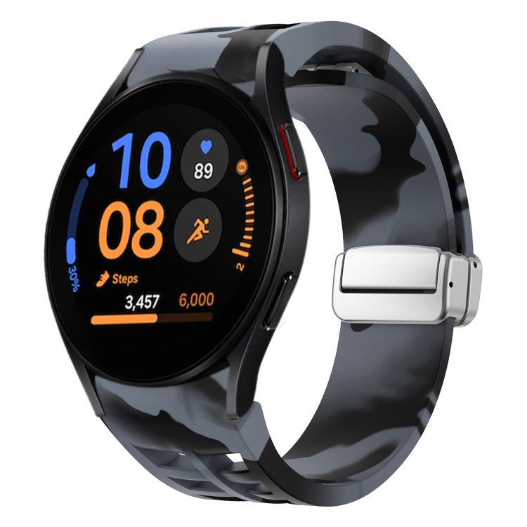 Correia de relógio em silicone com fivela prateada magnética dobrável Richard, para Samsung Galaxy Watch FE 40mm, para Samsung Galaxy Watch 5 Pro Edição Golfe, para Samsung Galaxy Watch 5 Edição Golfe