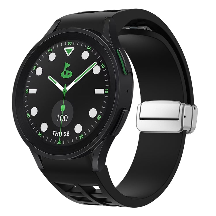 Correia de relógio em silicone com fivela prateada magnética dobrável Richard, para Samsung Galaxy Watch FE 40mm, para Samsung Galaxy Watch 5 Pro Edição Golfe, para Samsung Galaxy Watch 5 Edição Golfe