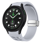 Correia de relógio em silicone com fivela prateada magnética dobrável Richard, para Samsung Galaxy Watch FE 40mm, para Samsung Galaxy Watch 5 Pro Edição Golfe, para Samsung Galaxy Watch 5 Edição Golfe