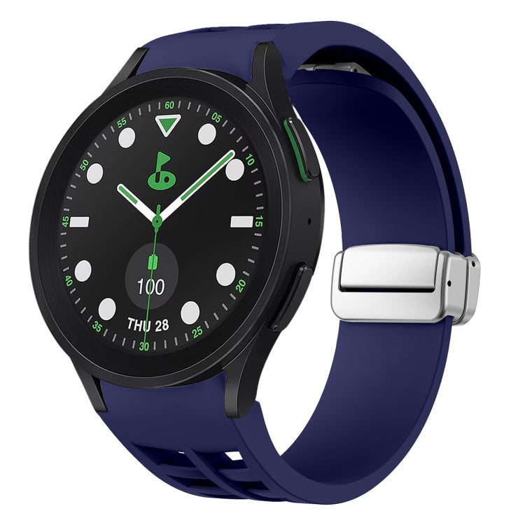 Correia de relógio em silicone com fivela prateada magnética dobrável Richard, para Samsung Galaxy Watch FE 40mm, para Samsung Galaxy Watch 5 Pro Edição Golfe, para Samsung Galaxy Watch 5 Edição Golfe