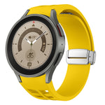 Correia de relógio em silicone com fivela prateada magnética dobrável Richard, para Samsung Galaxy Watch 5 Pro 45mm, para Samsung Galaxy Watch 7 40 / 44mm, para Samsung Galaxy Watch 6 Classic 43 / 47mm