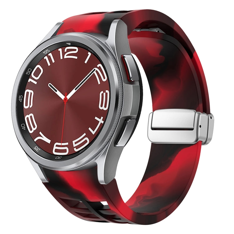 Correia de relógio em silicone com fivela prateada magnética dobrável Richard, para Samsung Galaxy Watch 5 Pro 45mm, para Samsung Galaxy Watch 7 40 / 44mm, para Samsung Galaxy Watch 6 Classic 43 / 47mm