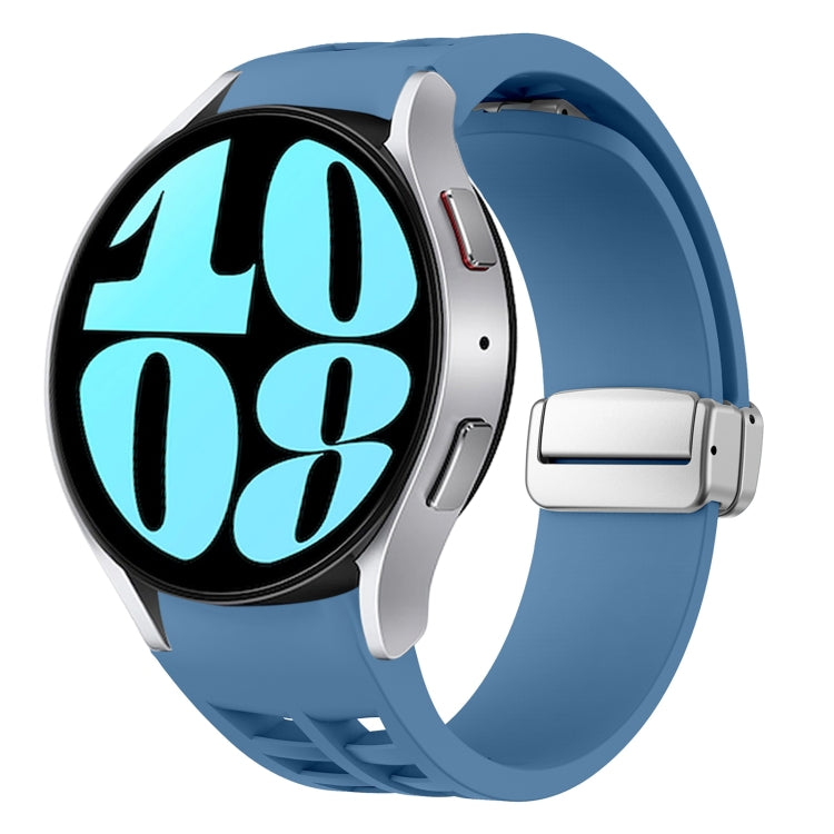 Correia de relógio em silicone com fivela prateada magnética dobrável Richard, para Samsung Galaxy Watch 6 40 / 44mm, para Samsung Galaxy Watch 5 40 / 44mm, para Samsung Galaxy Watch 4 40 / 44mm