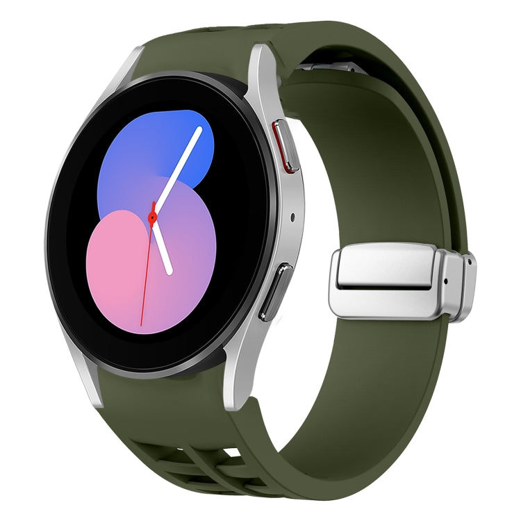 Correia de relógio em silicone com fivela prateada magnética dobrável Richard, para Samsung Galaxy Watch 6 40 / 44mm, para Samsung Galaxy Watch 5 40 / 44mm, para Samsung Galaxy Watch 4 40 / 44mm