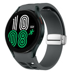Correia de relógio em silicone com fivela prateada magnética dobrável Richard, para Samsung Galaxy Watch 6 40 / 44mm, para Samsung Galaxy Watch 5 40 / 44mm, para Samsung Galaxy Watch 4 40 / 44mm