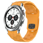 Pulseira de Relógio em Silicone com Textura de Futebol e Fivela Invertida, Para Samsung Galaxy Watch 4 44mm, Para Samsung Galaxy Watch 4 40mm, Para Samsung Galaxy Watch 4 Classic 46mm, Para Samsung Galaxy Watch 4 Classic 42mm