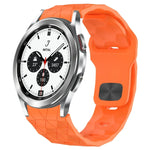 Pulseira de Relógio em Silicone com Textura de Futebol e Fivela Invertida, Para Samsung Galaxy Watch 4 44mm, Para Samsung Galaxy Watch 4 40mm, Para Samsung Galaxy Watch 4 Classic 46mm, Para Samsung Galaxy Watch 4 Classic 42mm