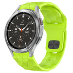 Pulseira de Relógio em Silicone com Textura de Futebol e Fivela Invertida, Para Samsung Galaxy Watch 4 44mm, Para Samsung Galaxy Watch 4 40mm, Para Samsung Galaxy Watch 4 Classic 46mm, Para Samsung Galaxy Watch 4 Classic 42mm