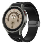 Correia de relógio em silicone com fivela preta magnética dobrável Richard, para Samsung Galaxy Watch 5 40 / 44mm, para Samsung Galaxy Watch 5 Pro 45mm, para Samsung Galaxy Watch 4 40 / 44mm