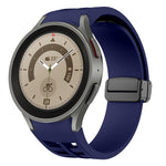 Correia de relógio em silicone com fivela preta magnética dobrável Richard, para Samsung Galaxy Watch 5 40 / 44mm, para Samsung Galaxy Watch 5 Pro 45mm, para Samsung Galaxy Watch 4 40 / 44mm