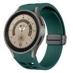 Correia de relógio em silicone com fivela preta magnética dobrável Richard, para Samsung Galaxy Watch 5 40 / 44mm, para Samsung Galaxy Watch 5 Pro 45mm, para Samsung Galaxy Watch 4 40 / 44mm