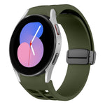 Correia de relógio em silicone com fivela preta magnética dobrável Richard, para Samsung Galaxy Watch 5 40 / 44mm, para Samsung Galaxy Watch 5 Pro 45mm, para Samsung Galaxy Watch 4 40 / 44mm
