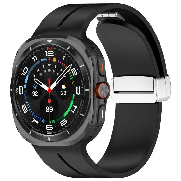 Correia de Relógio em Silicone com Fivela Magnética Dobravel Prateada para Samsung Galaxy Watch Ultra 47mm / Ultra 2025 Groove