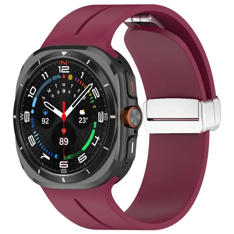 Correia de Relógio em Silicone com Fivela Magnética Dobravel Prateada para Samsung Galaxy Watch Ultra 47mm / Ultra 2025 Groove