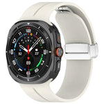 Correia de Relógio em Silicone com Fivela Magnética Dobravel Prateada para Samsung Galaxy Watch Ultra 47mm / Ultra 2025 Groove