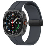 Correia de Relógio em Silicone com Fivela Magnética Dobrável Estilo Ranhura para Samsung Galaxy Watch Ultra 47mm