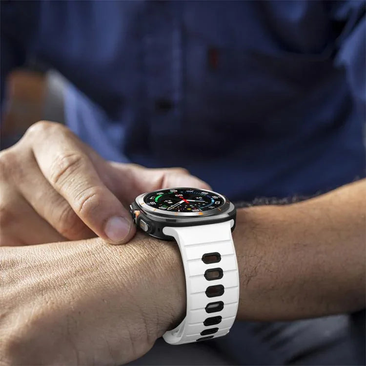 Pulseira de Relógio de Silicone com Fivela Invertida e Risca Horizontal, Para Samsung Galaxy Watch Ultra 47mm / Ultra 2025