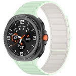 Bracelete de Silicone Magnético com Três Contas, para Samsung Galaxy Watch8 / Watch8 Classic