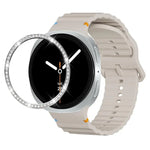 Correia de Silicone com Bisel de Diamante e Fivela Colorida com Grão Ondulado e Costura, Para Samsung Galaxy Watch8 44mm, Para Samsung Galaxy Watch8 40mm