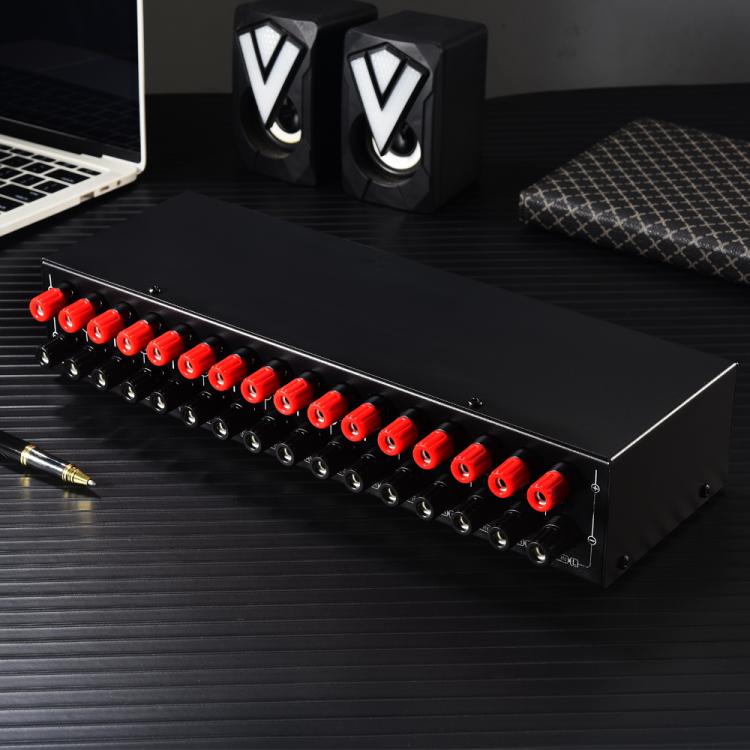 Selector Comutador de Colunas Amplificador de Potência 4 Entradas 4 Saídas, 300W Qualidade de Som por Canal Sem Perdas, B075