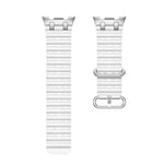 Correia de Relógio de Silicone com Orifícios Respiráveis Oceânicos e Fivela de Anel Prateado, Para Samsung Galaxy Watch8 / Watch8 Classic