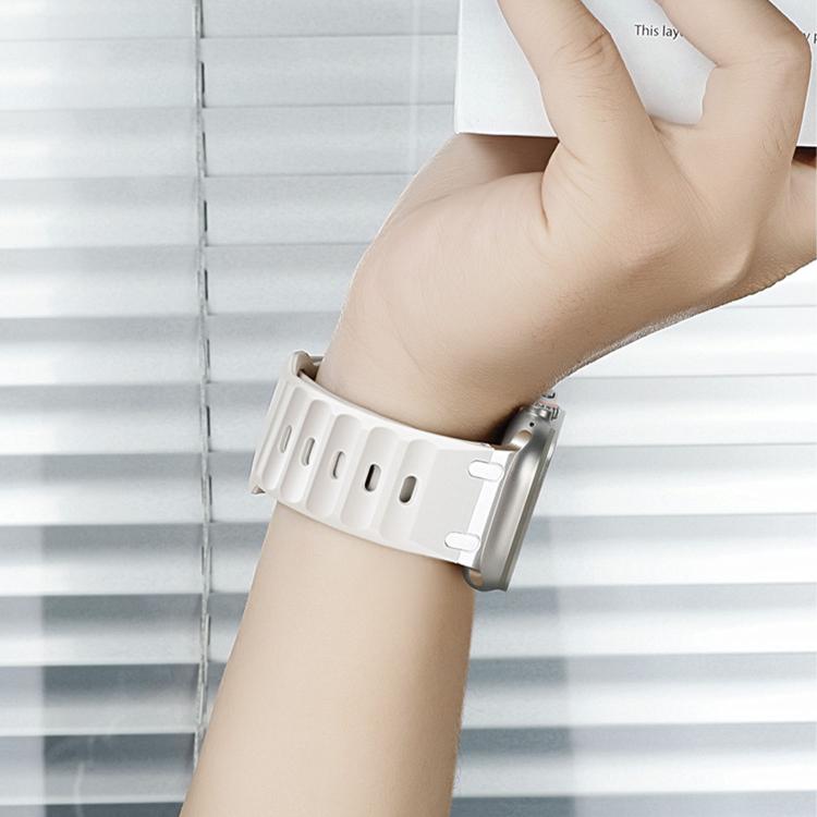 Correia de relógio em silicone de cor sólida estilo degrau personalizada, para Apple Watch 49mm / 46mm / 45mm / 44mm