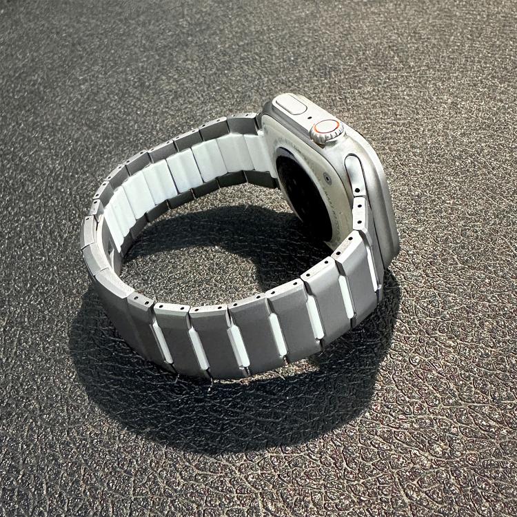 Correia de relógio em aço inoxidável bicolor curva com fecho lateral de libertação rápida, para Apple Watch 49mm / 46mm / 45mm / 44mm, para Apple Watch 42mm / 41mm / 40mm / 38mm