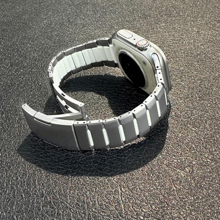 Correia de relógio em aço inoxidável bicolor curva com fecho lateral de libertação rápida, para Apple Watch 49mm / 46mm / 45mm / 44mm, para Apple Watch 42mm / 41mm / 40mm / 38mm