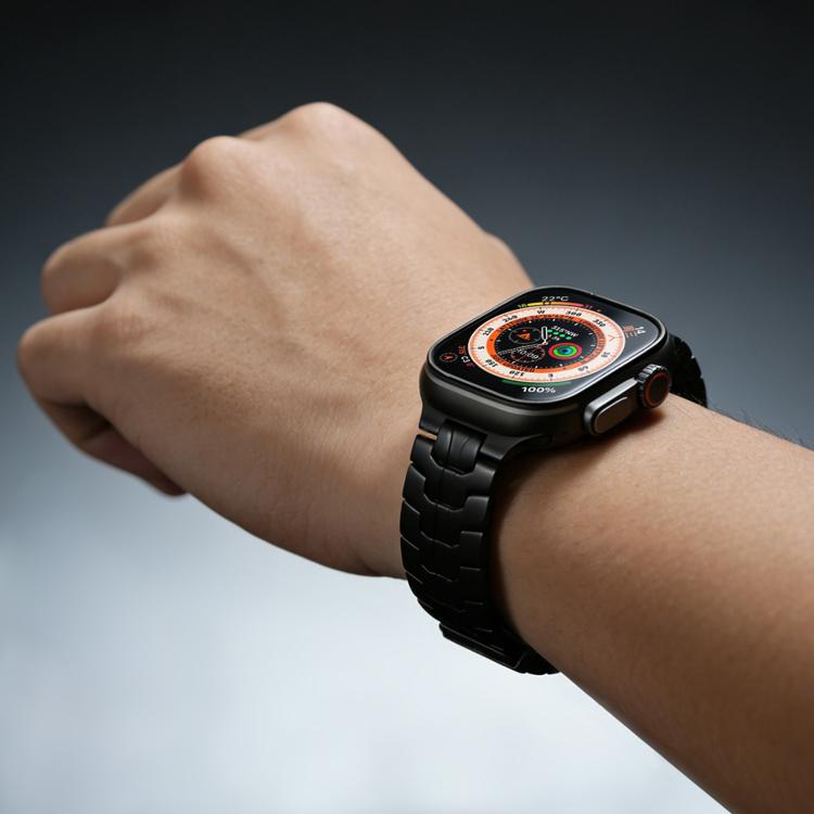 Correia de relógio magnética em titânio Iron Man, para Apple Watch 46mm / 49mm / 45mm / 44mm