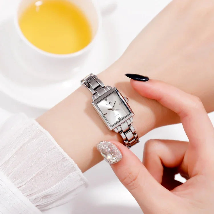 Relógio de Negócios e Moda SKMEI 1407 com Diamantes, Delicado e Elegante, Relógio Quadrado de Quartzo em Liga de Zinco para Mulher, Prateado