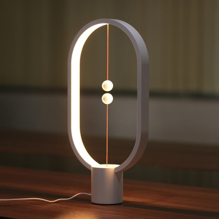 Lâmpada Heng Balance da Allocacoc, Luz Noturna LED Alimentada por USB para Quarto e Escritório, Lâmpada de Mesa Noturna, Luz Nova para Decoração de Casa Interior