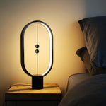 Lâmpada Heng Balance da Allocacoc, Luz Noturna LED Alimentada por USB para Quarto e Escritório, Lâmpada de Mesa Noturna, Luz Nova para Decoração de Casa Interior