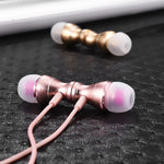 Auscultadores Desportivos 3,5mm Jack Resistentes ao Suor Estéreo com Bass Forte e Microfone para iPhone Samsung