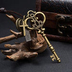 Pendentes de Chave Grande Retro com Coroa Fashion