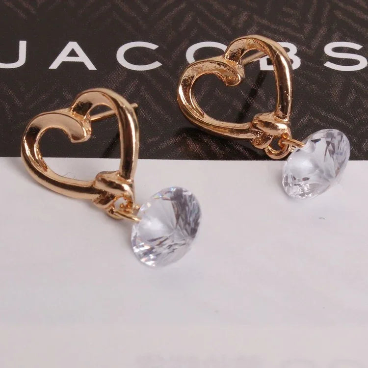 2 Peças de Brincos Femininos Elegantes com Design de Coração em Cristal