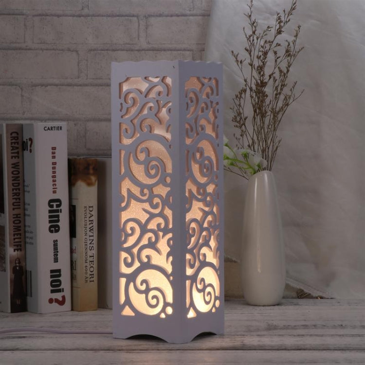 Candeeiro de mesa decorativo simples moderno com entalhe oco criativo e poupança de energia LED para quarto ou estudo