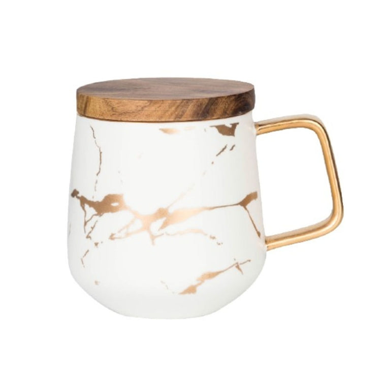 Caneca de chá/café em cerâmica da série mármore mate dourado com tampa ou tabuleiro de madeira