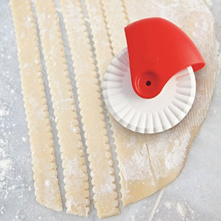 Ferramentas de pastelaria Roda de cortar massa Roda de bainha Cortador manual de massa Cortador em rolo Gadgets criativos de cozinha