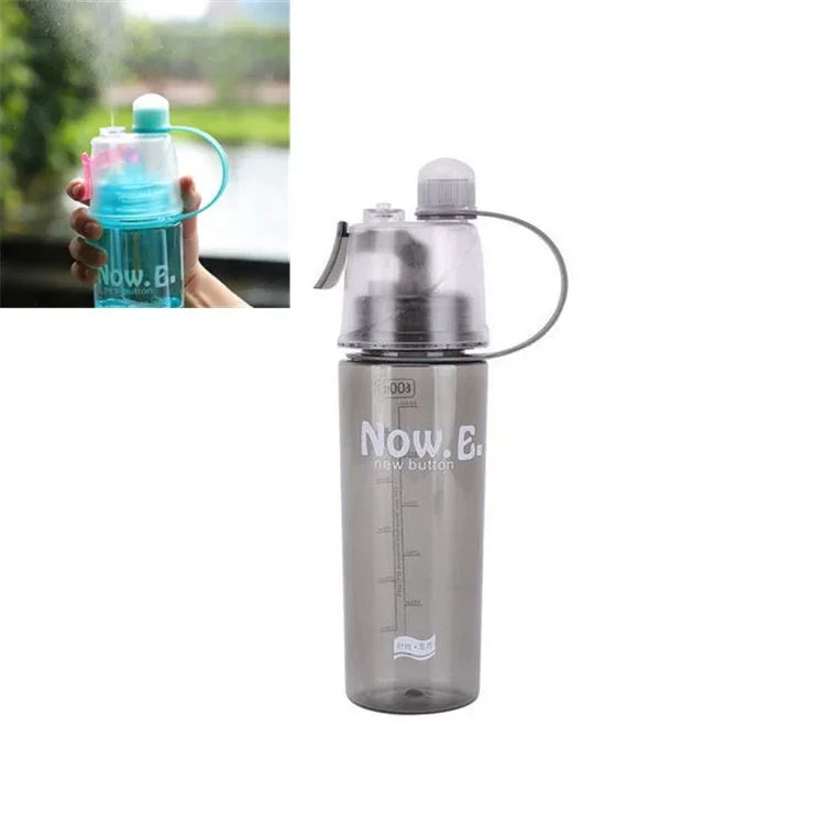 Garrafa de Água com Pulverizador Criativa Garrafa Desportiva Portátil com Tampa Hidratação de Verão Copo de Plástico de Beleza, 600 ML, 400 ML
