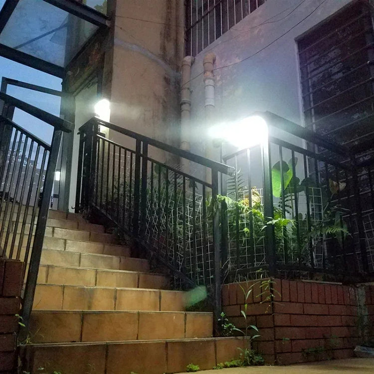Luz de Paisagem Solar 2.5W 50 LEDs Luz Exterior para Pátio com Controlo + Sensor de Radar Lâmpada de Parede