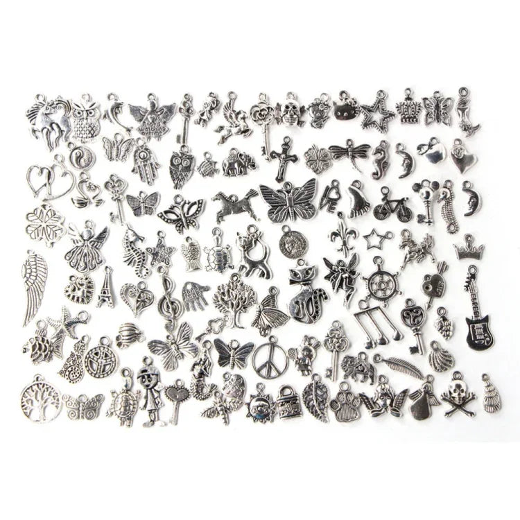 100 Peças de Charms de Pulseira Europeus em Cor Prata Antiga Joalharia de Moda DIY Feito à Mão