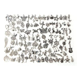 100 Peças de Charms de Pulseira Europeus em Cor Prata Antiga Joalharia de Moda DIY Feito à Mão