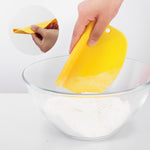 Cortador de Massa em Aço Inoxidável com Raspador e Escala, Ferramentas de Cozedura, 2 Unidades Cortador de Massa (Amarelo)