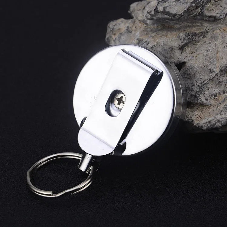 Anel de Chaves com Corda de Arame Retrátil de Alta Elasticidade, Anti-Perda e Anti-Roubo, Entrega com Padrão Aleatório
