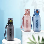 Copo desportivo portátil para viagem DOOGE, copo de plástico para estudantes, 700ml