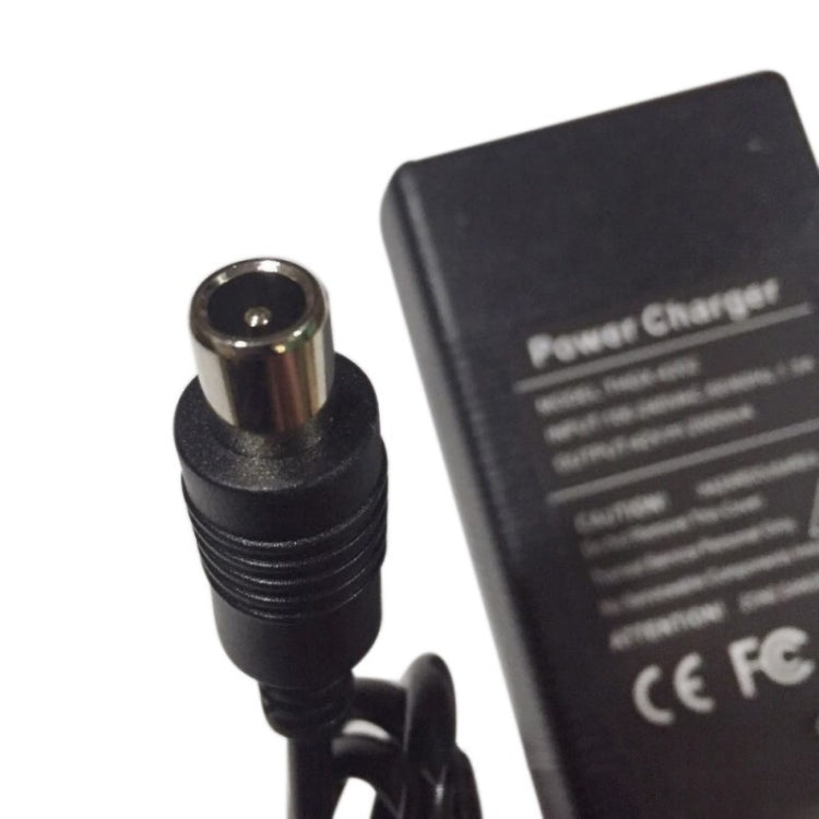 THGX-4202 42V / 2A DC Porta de Carregamento 5,5mm Adaptador de Energia Universal para Scooter Elétrico Carregador de Bateria de Lítio para Xiaomi Mijia M365 & Ninebot ES2 / ES4, Plugue UE, Plugue EUA, Plugue Reino Unido, Plugue AU