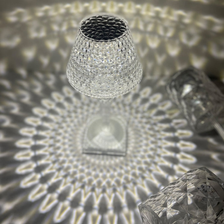 Lâmpada de Mesa de Cristal para Cabeceira, Luz Noturna LED em Forma de Taça de Vinho, Especificações: Modelo USB de 3 Cores, Controlo Remoto RGB 16 Cores, Modelo Plug-in de 3 Cores