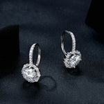 Brincos elegantes em prata esterlina S925 com moissanite e zircónia banhados a ouro branco, MSE002